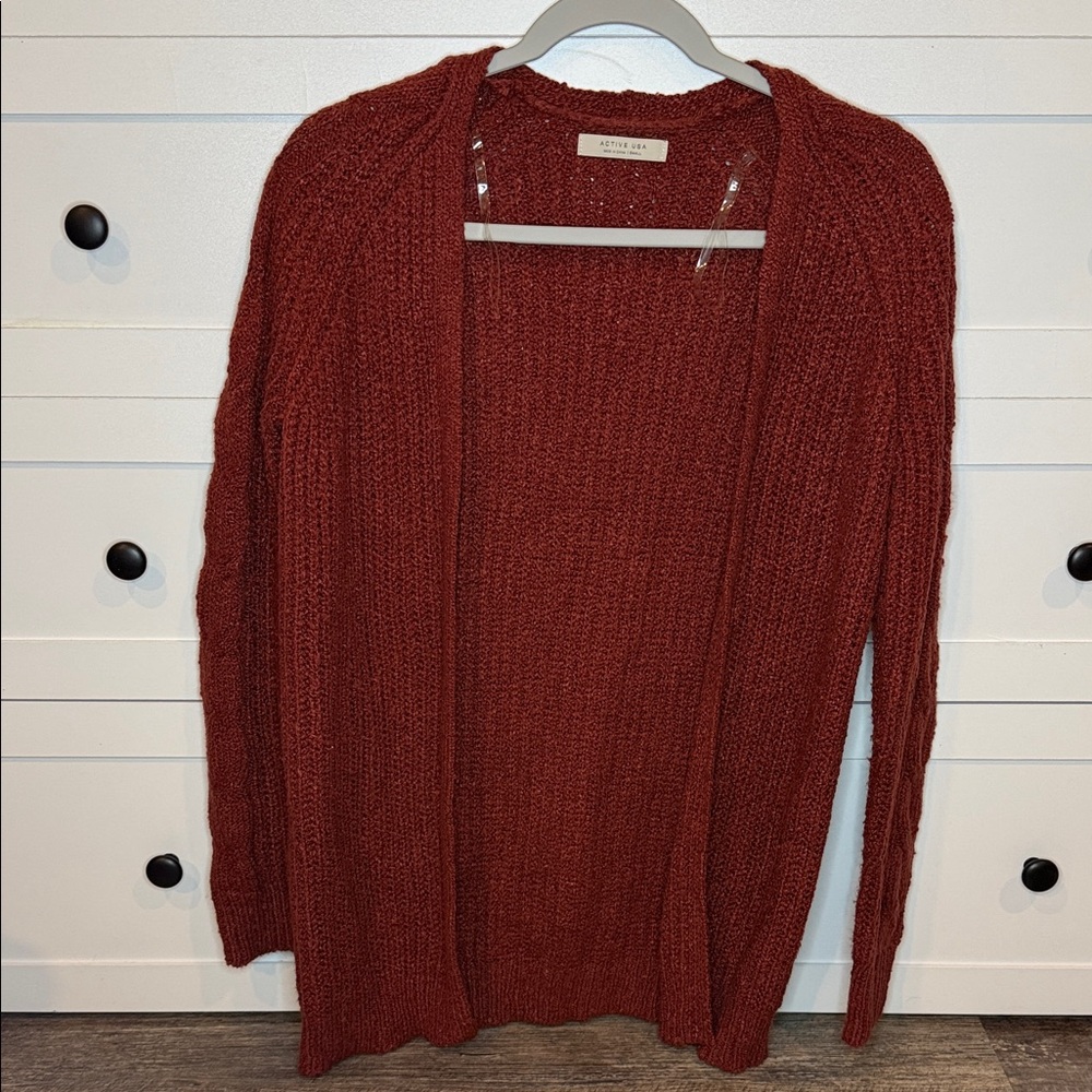 Active USA knit cardigan